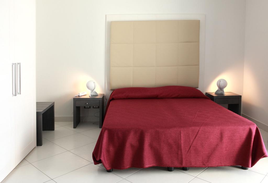 Brezza Di Grecale Aparthotel Trapani Room photo