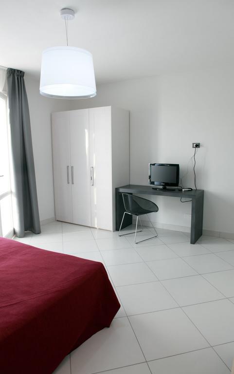 Brezza Di Grecale Aparthotel Trapani Room photo