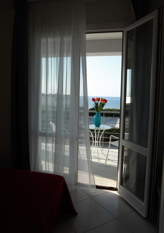 Brezza Di Grecale Aparthotel Trapani Room photo