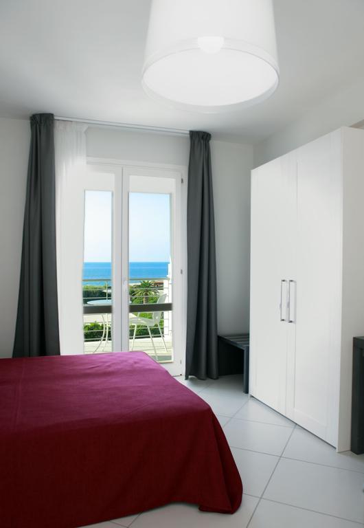 Brezza Di Grecale Aparthotel Trapani Room photo