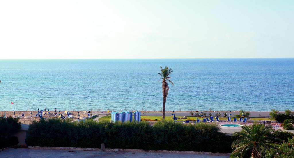 Brezza Di Grecale Aparthotel Trapani Room photo