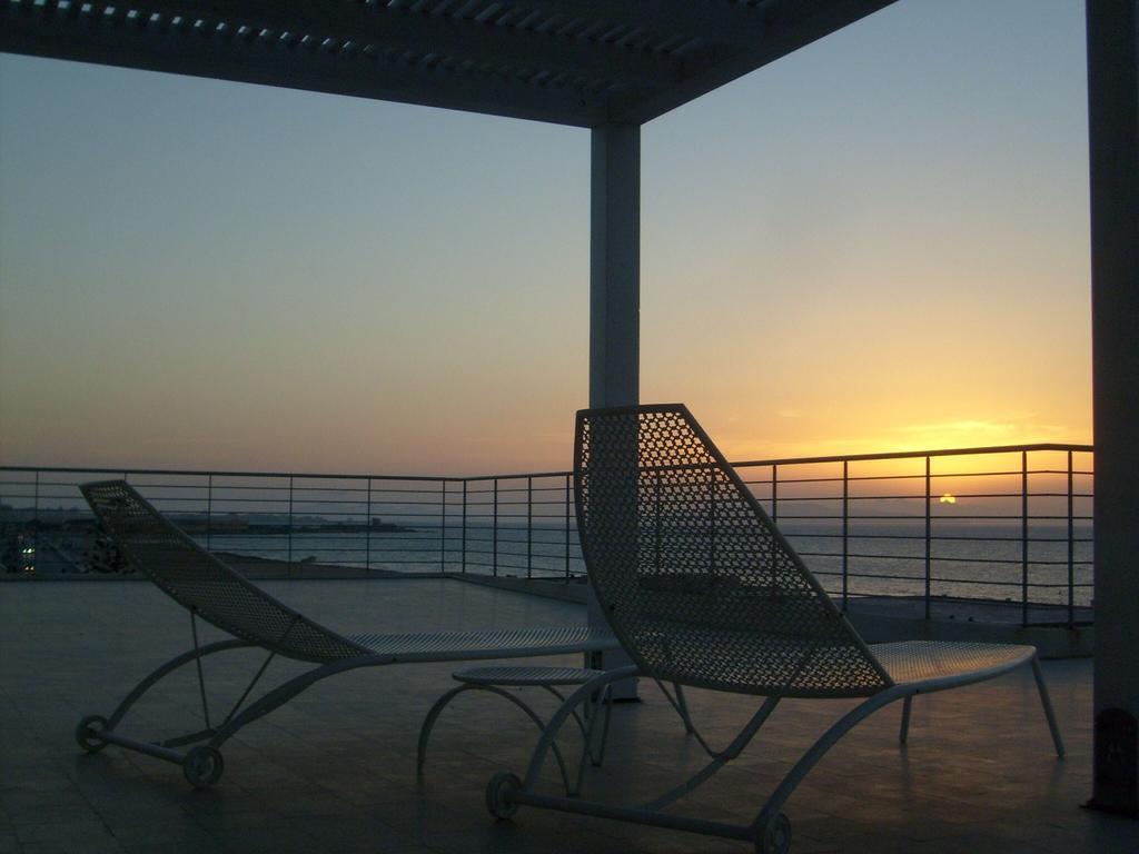 Brezza Di Grecale Aparthotel Trapani Exterior photo