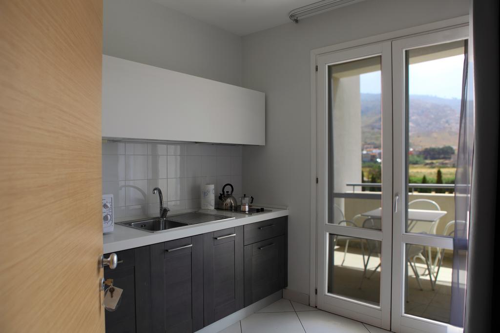 Brezza Di Grecale Aparthotel Trapani Exterior photo